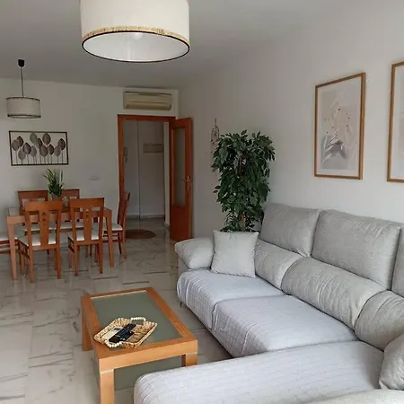 Apartamento Ideal En Estepona. Estepona